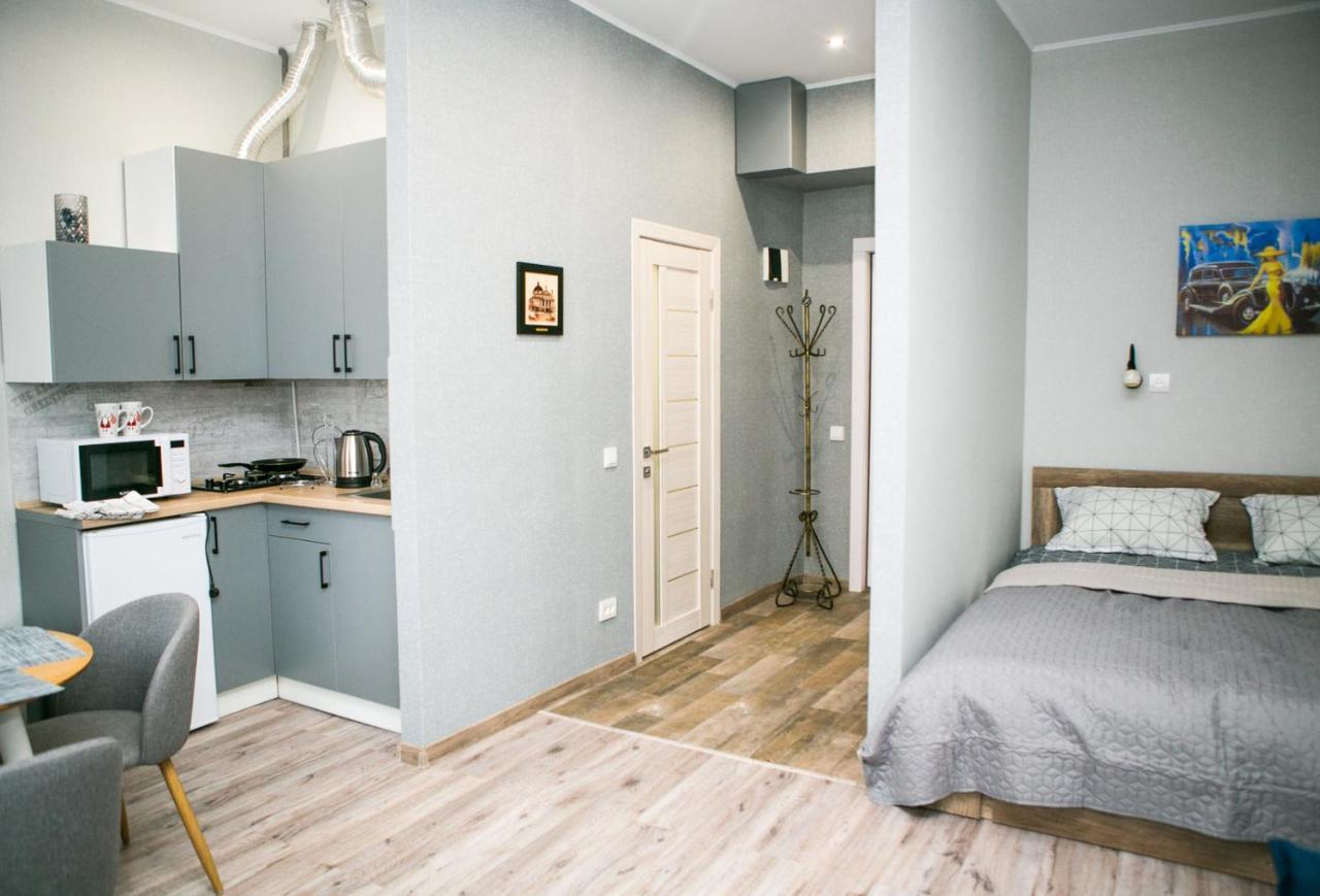 Luxury Flat In Downtown Apartment Lviv Exterior photo